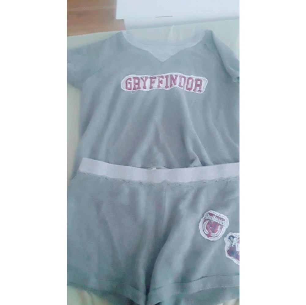 Sleepwear shirt and shorts